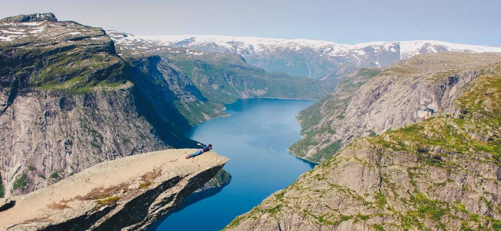 Weekend in Norway: Trolltunga Hike Guide (+video) - Travel Monkey