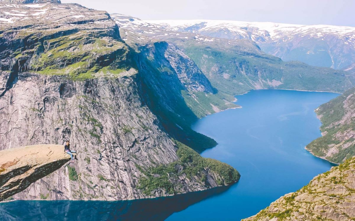 Weekend in Norway: Trolltunga Hike Guide (+video) - Travel Monkey